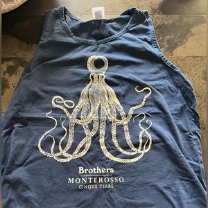 Brothers Monterosso cinque terre tank